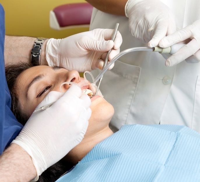 imagen de cirugia oral en bermeo clinica dental extracciones